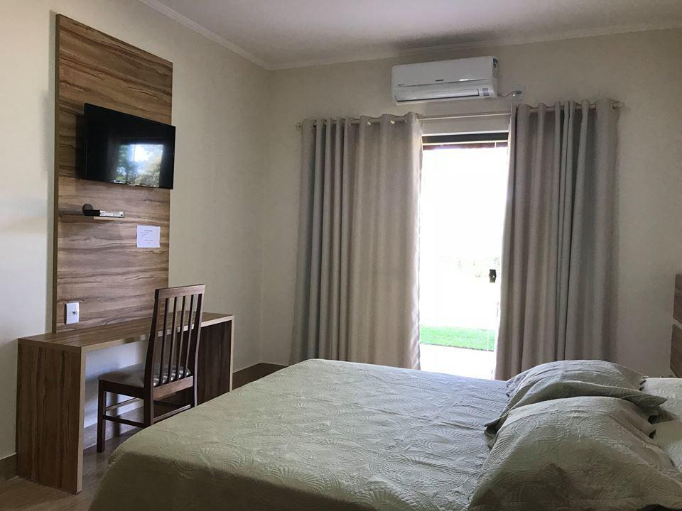 Hotel Kaeru Аваре Екстер'єр фото